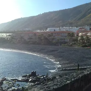aptos-las-salinas.tenerifehoteles.net/